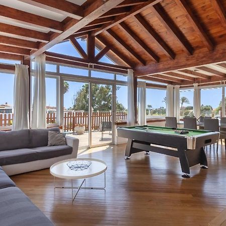 Luxury Villa Nieve Caleta De Fuste Exterior photo