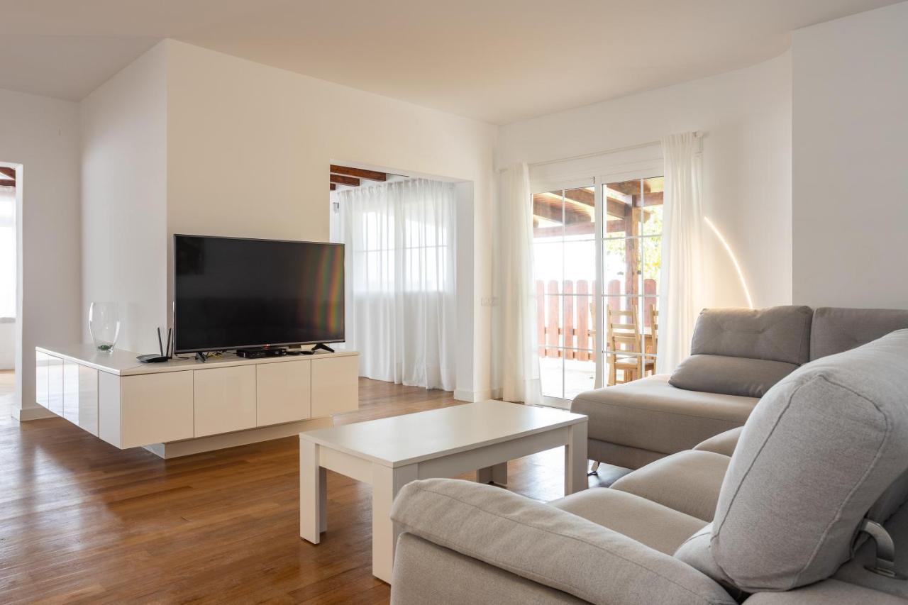 Luxury Villa Nieve Caleta De Fuste Exterior photo